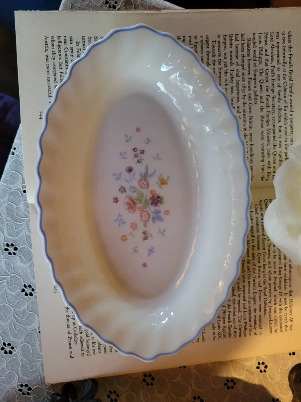 Vintage Arcopal France Victoria Oval Relish Dishes-Set of 2